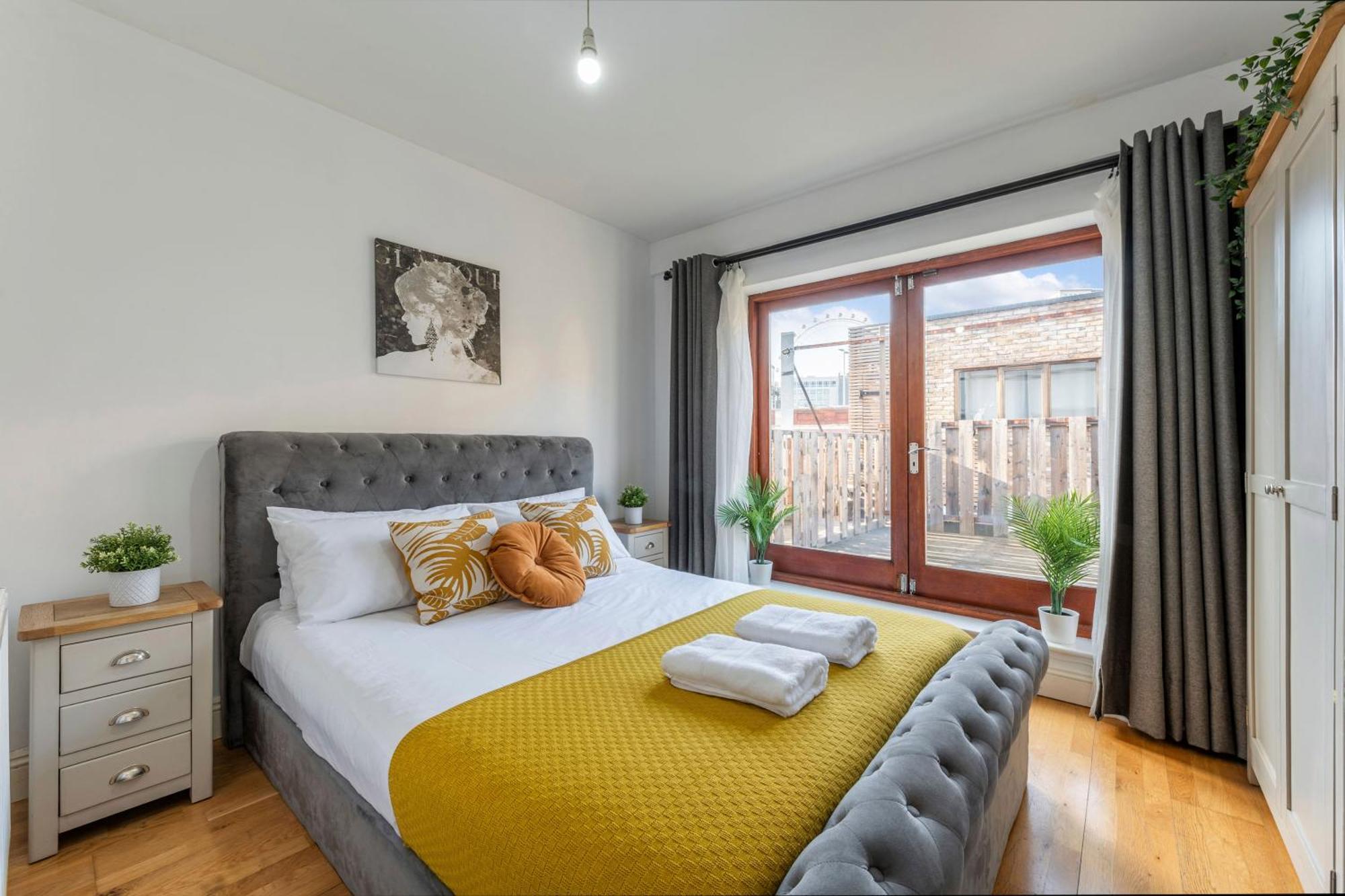 London Waterloo Apartment With Large Private Terrace - View Of The London Eye - 1 Bedroom 1 Bath Extérieur photo