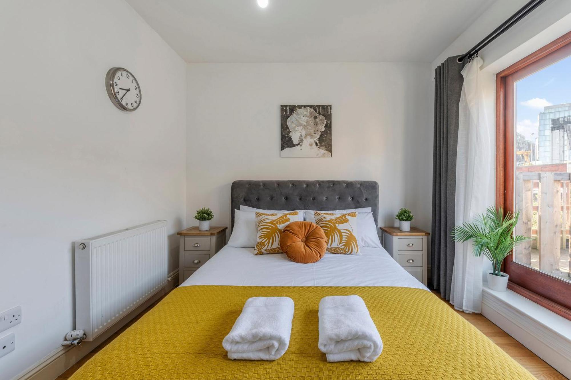 London Waterloo Apartment With Large Private Terrace - View Of The London Eye - 1 Bedroom 1 Bath Extérieur photo