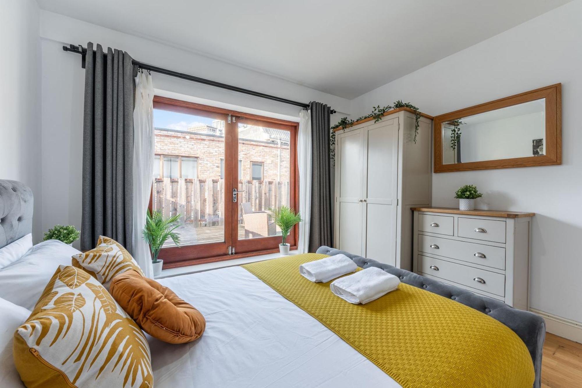 London Waterloo Apartment With Large Private Terrace - View Of The London Eye - 1 Bedroom 1 Bath Extérieur photo
